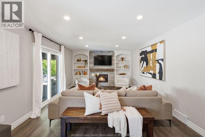 Property Photo:  535 Harbourne Crescent  ON N8N 3J5 