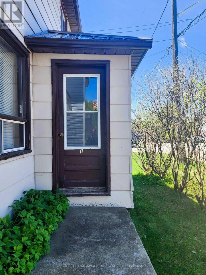 Property Photo:  7 Federal Street  ON P2N 1E4 