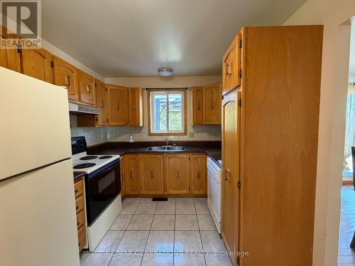 Property Photo: 23 Terrace Heights Drive ON P0T 2W0