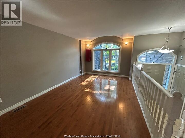Property Photo: 4665 Fontana Avenue ON N9G 3E1