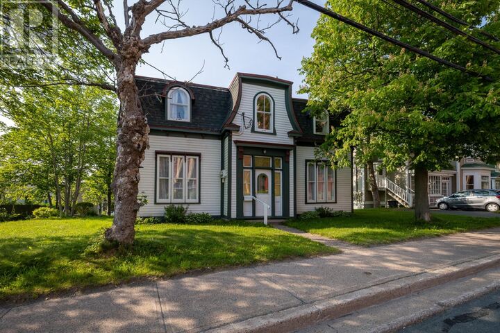 93 Forest Road — photo 1