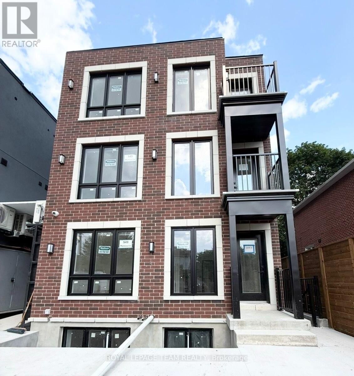 Property Photo:  549 Melbourne Avenue 5  ON K2A 1W7 