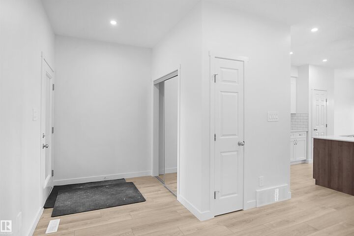 Property Photo: 26 Elis Link AB T7X 4T8