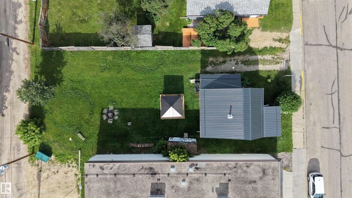 Property Photo: 4912 49 Avenue AB T0E 1V0