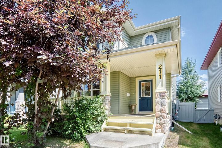 211 59 Street SW — photo 1