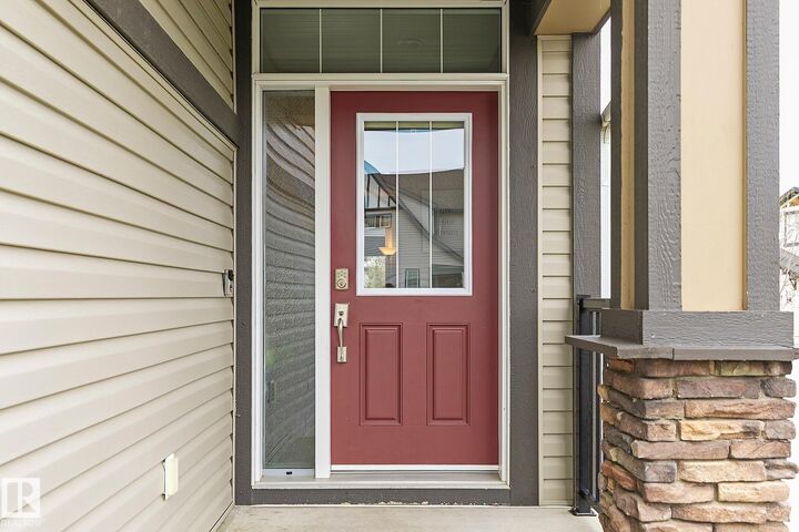 Property Photo:  22131 95 Avenue NW  AB T5T 1N1 