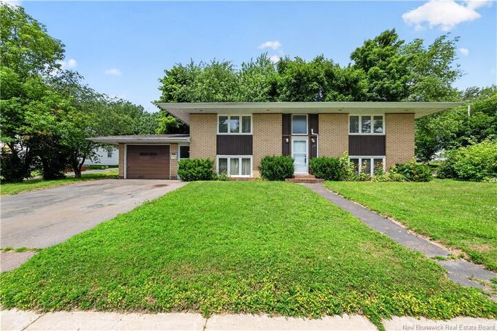 Property Photo:  125 Massey Avenue  NB E1A 3E6 