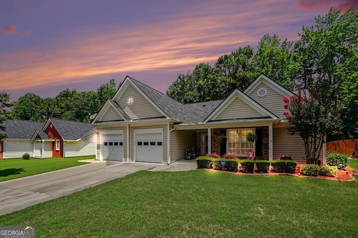 Property Photo: 1924 Brittlebank Lane GA 30043