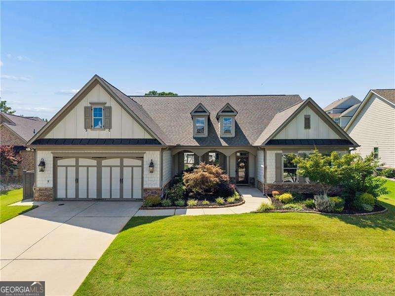 Property Photo: 5132 Castlehaven Bend GA 30127