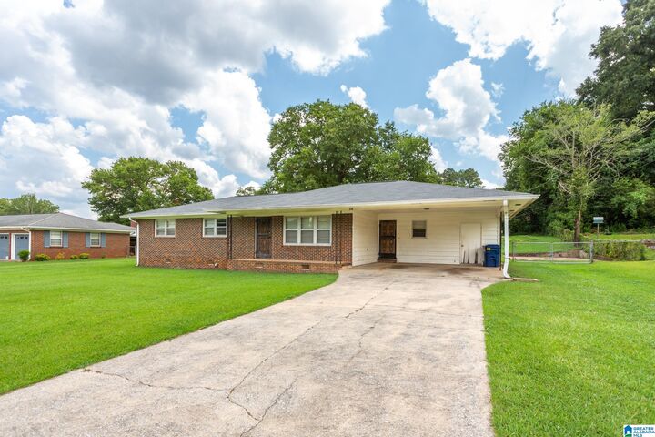 Property Photo: 318 Chickasaw Drive AL 36206
