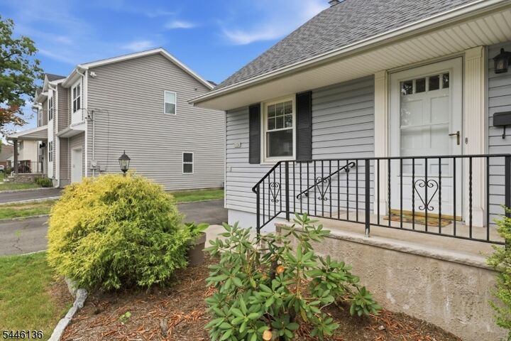Property Photo: 124 Rivervale Rd NJ 07675