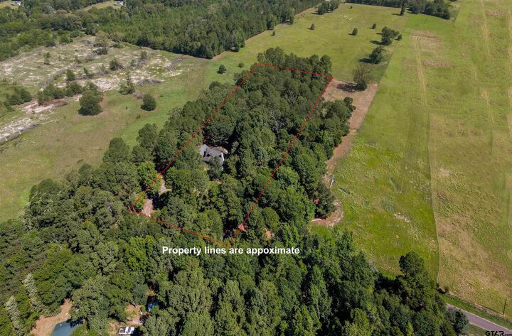 Property Photo:  497 County Road 3954  TX 75773 