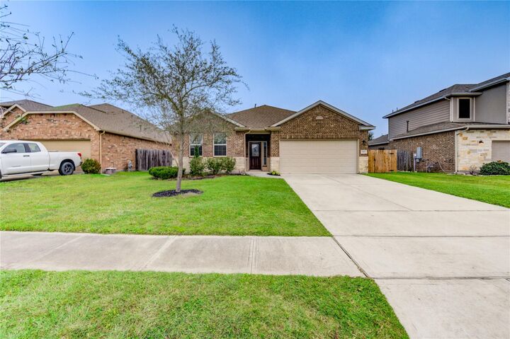 Property Photo:  3102 Sandpiper Drive  TX 77590 