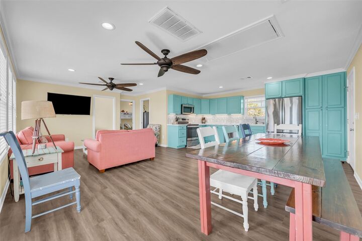 Property Photo: 610 Surf Drive TX 77541