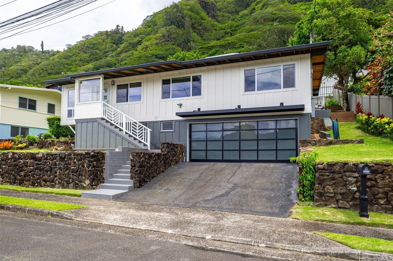 Property Photo:  3406 Keahi Street  HI 96822 