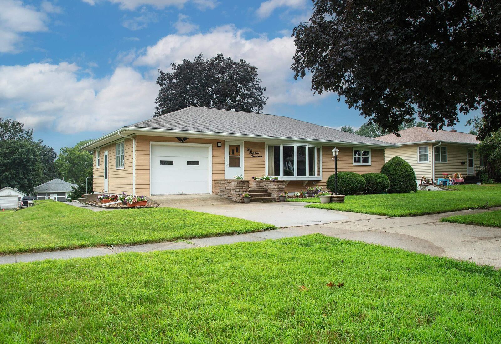 Property Photo:  519 N 5th Street  IA 50636 