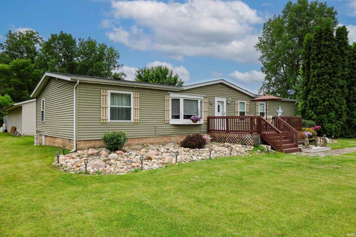 Property Photo:  5195 N Old State Rd 102  IN 46725 