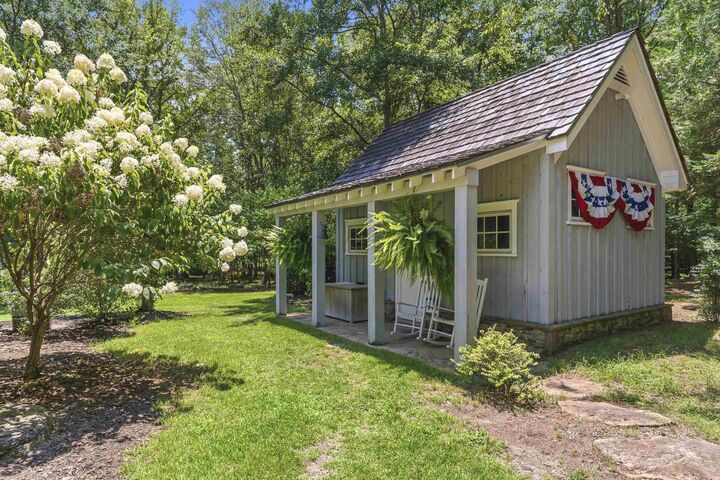 Property Photo:  1191 Talon Drive  GA 30642 