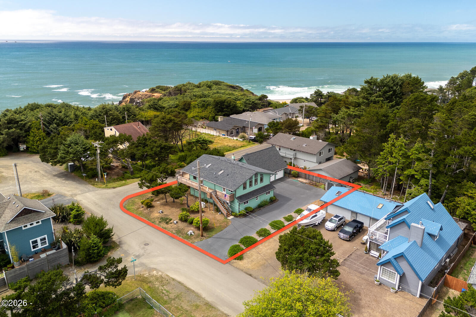 Property Photo:  115 Fishing Rock Street  OR 97341 