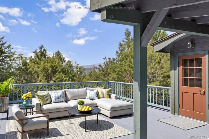 Property Photo:  376 Abbey Road  NY 12457 