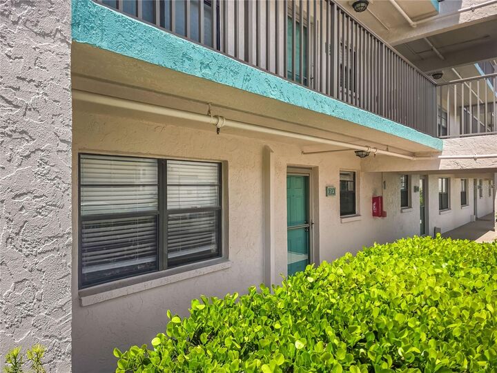 Property Photo: 175 Kings Highway Bldg 3 Unit 314 FL 33983