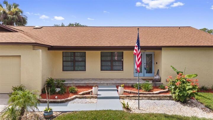 Property Photo: 2311 Long Green Court FL 33596