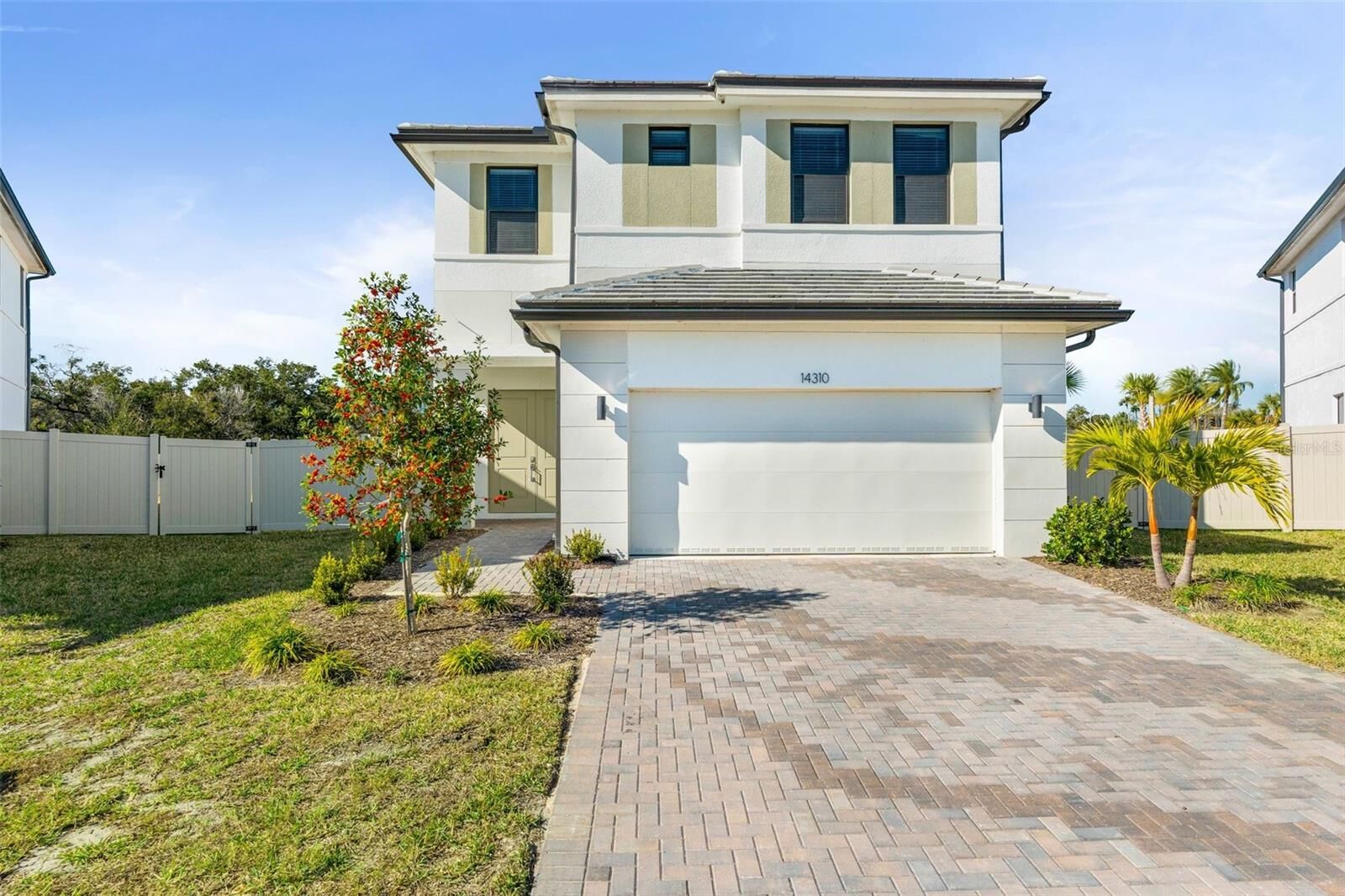 Property Photo:  8044 Gulfstream Court 14318  FL 34202 