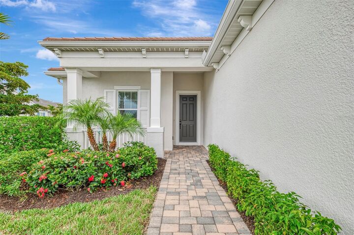 Property Photo:  12365 Vieste Court  FL 34293 