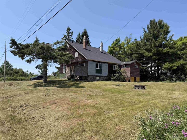 Property Photo:  44890 13th Street  MI 49905 