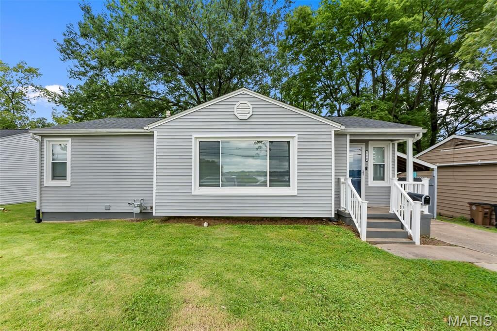 Property Photo: 120 Sheridan Drive MO 63703