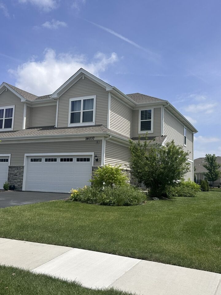 Property Photo: 16037 S Moss Court IL 60586