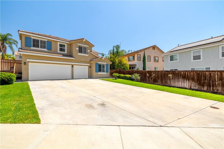 Property Photo: 23626 Black Oak CA 92562