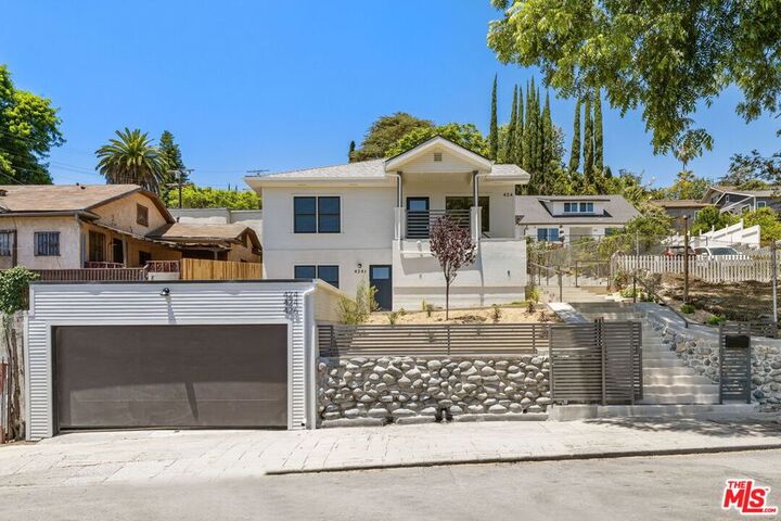Property Photo: 424 N Avenue 54 CA 90042