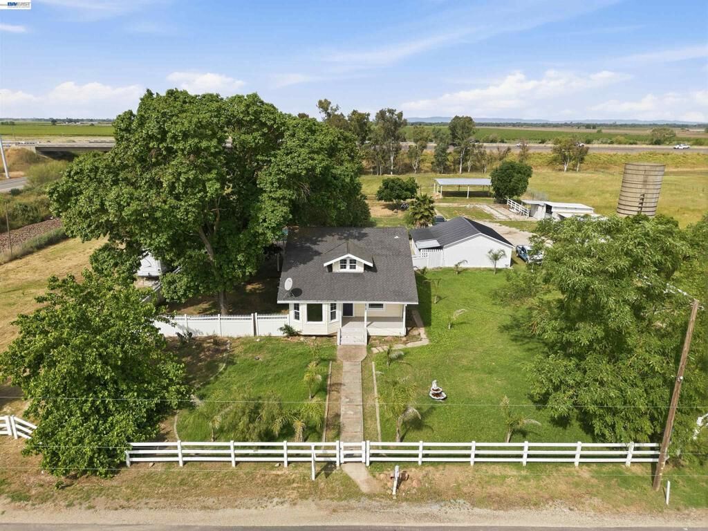 Property Photo:  3015 Point Pleasant Rd  CA 95757 