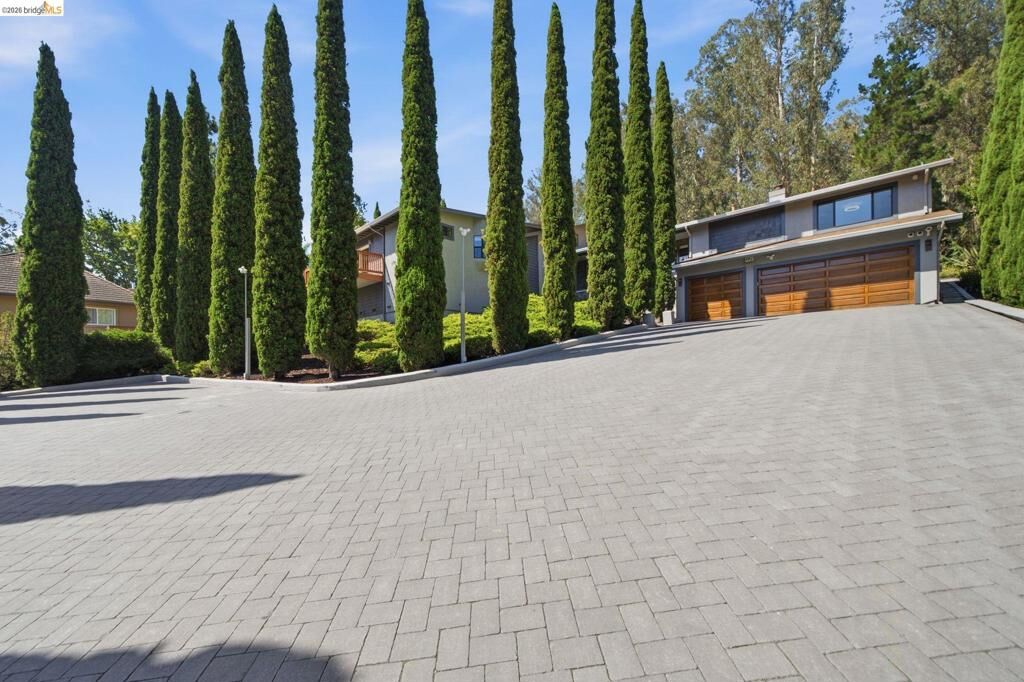 Property Photo: 11133 Golf Links Rd CA 94605