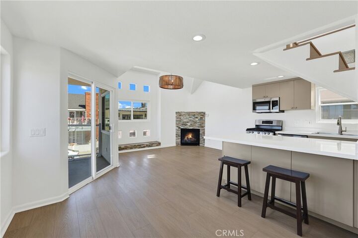 Property Photo:  206 30th 1/2  CA 92663 