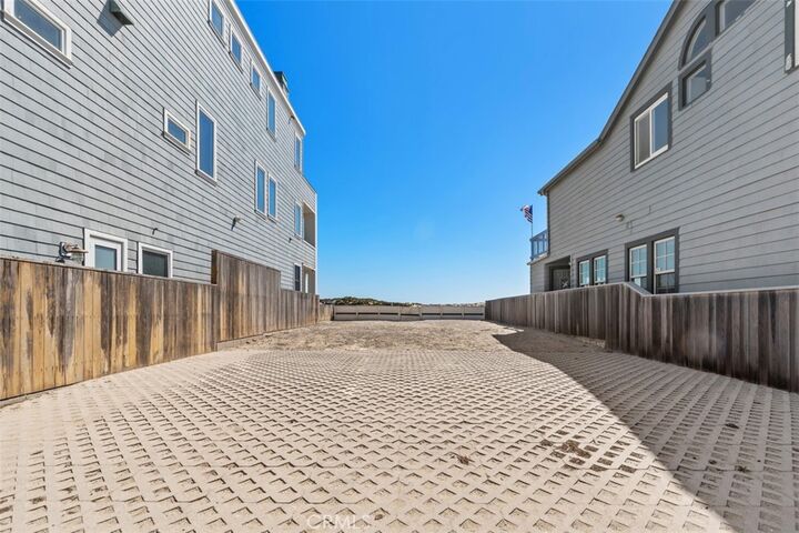 Property Photo:  17025 S Pacific Avenue  CA 90742 