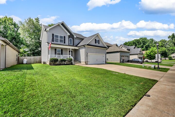 Property Photo:  561 Medallion Cir  TN 37042 