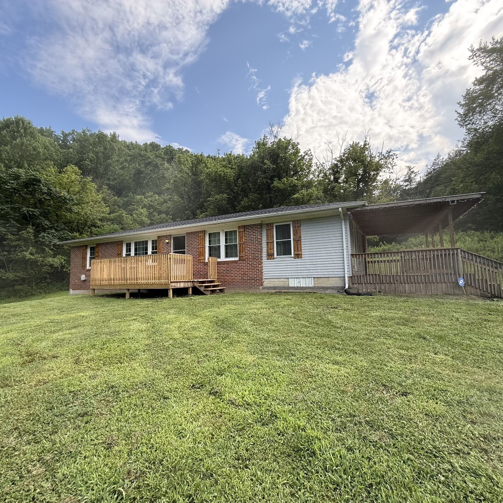 Property Photo:  2625 Wartrace Hwy  TN 37145 