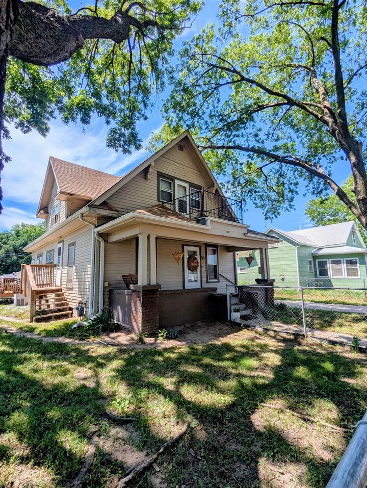 Property Photo:  1304 S 2nd St.  NE 68701 
