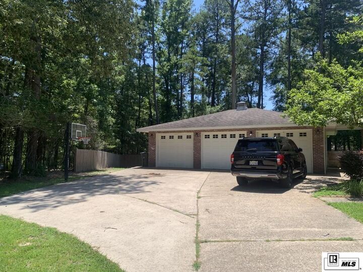 Property Photo: 102 Belle Haven Drive LA 71270