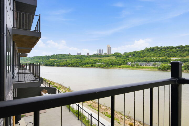 Property Photo: 747 Manhattan Boulevard KY 41074