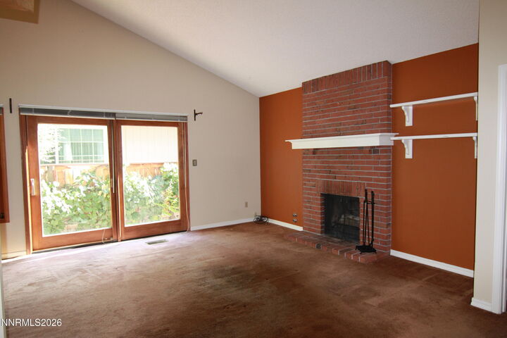 Property Photo: 6312 Meadow Creek Drive NV 89519