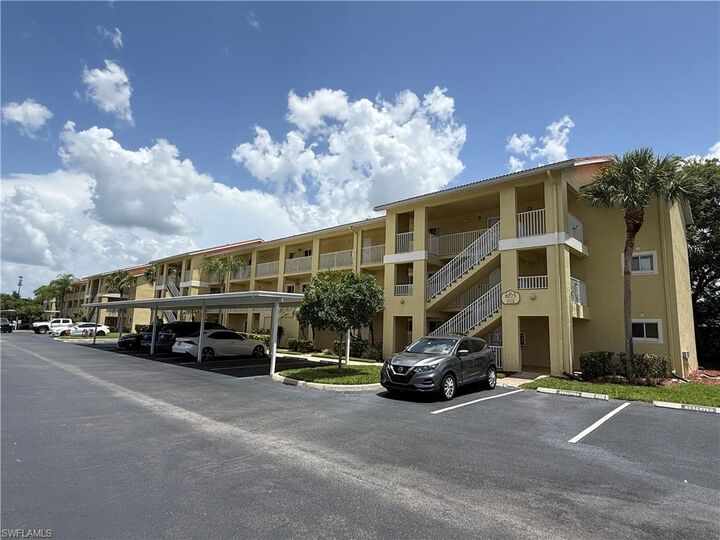 Property Photo: 8275 Key Royal Cir 1132 FL 34119