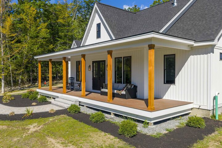 Property Photo:  1 Jaytee Drive  NH 03809 