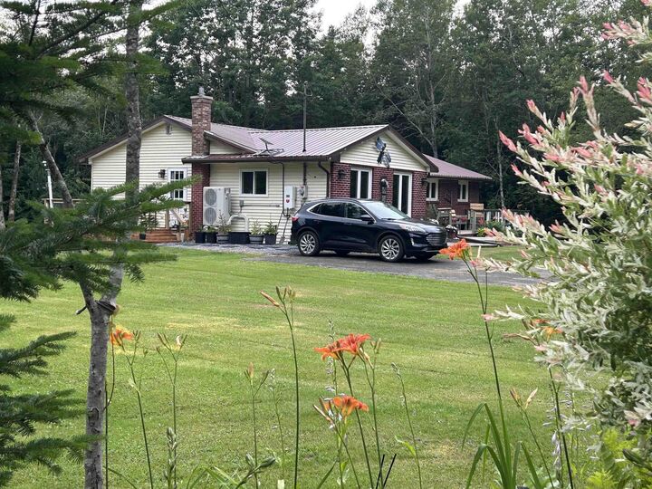 Property Photo: 137 Johnson Road NS B0N 2J0