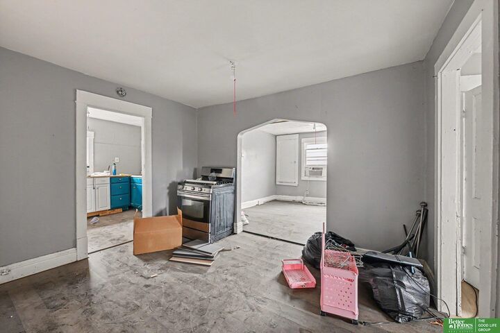 Property Photo:  4201 Grand Avenue  NE 68111 