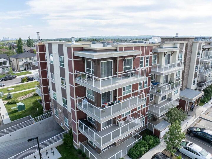 300 Harvest Hills Place NE 402 — photo 1