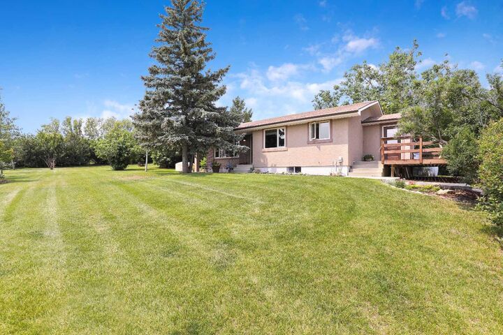 Property Photo: 283022 Hwy 520 AB T0L 0T0