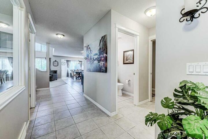Property Photo:  11 Cranfield Link SE  AB T3M 1H9 
